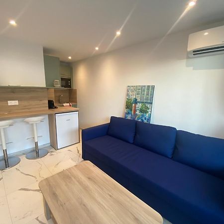 Appartement Face Mer Et Port Santa Lucia Climatise Et Wifi Saint-Raphaël Buitenkant foto