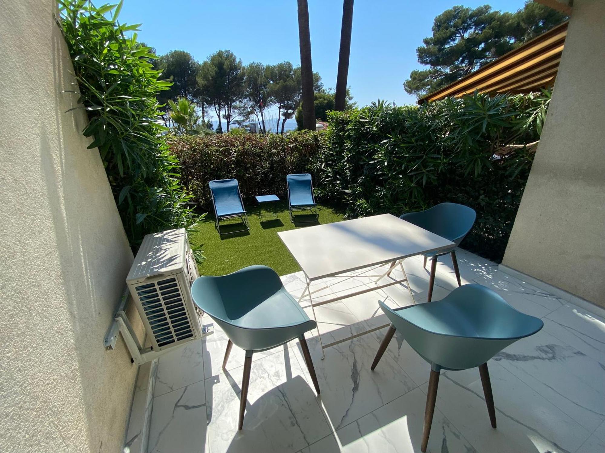 Appartement Face Mer Et Port Santa Lucia Climatise Et Wifi Saint-Raphaël Buitenkant foto