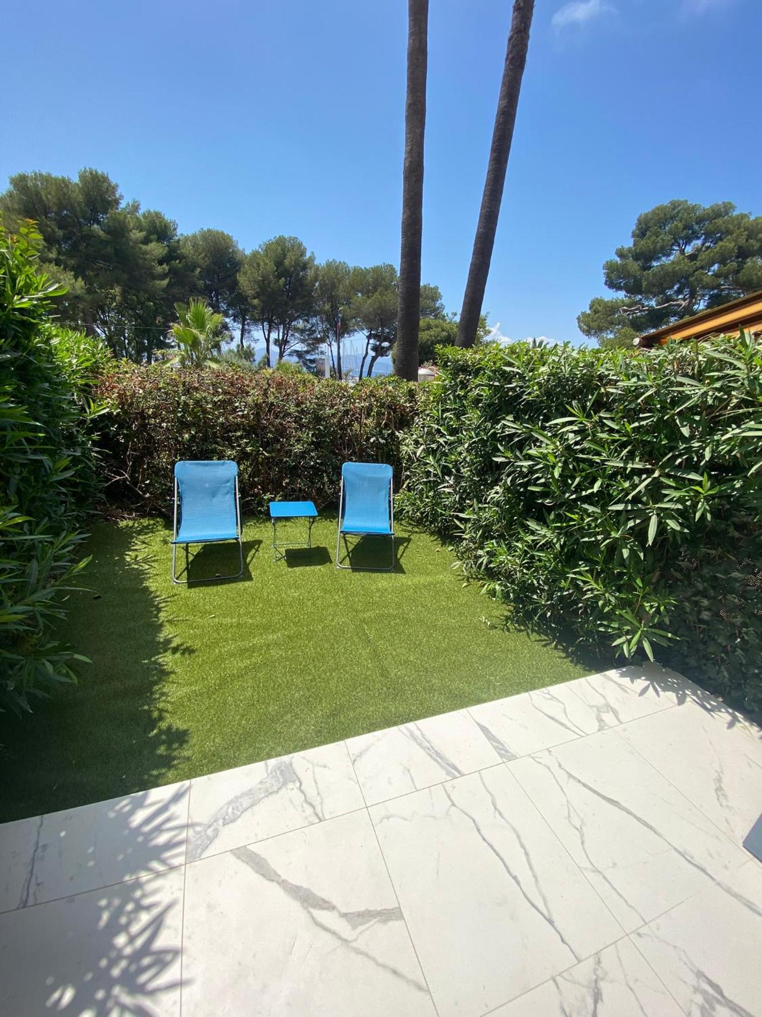 Appartement Face Mer Et Port Santa Lucia Climatise Et Wifi Saint-Raphaël Buitenkant foto